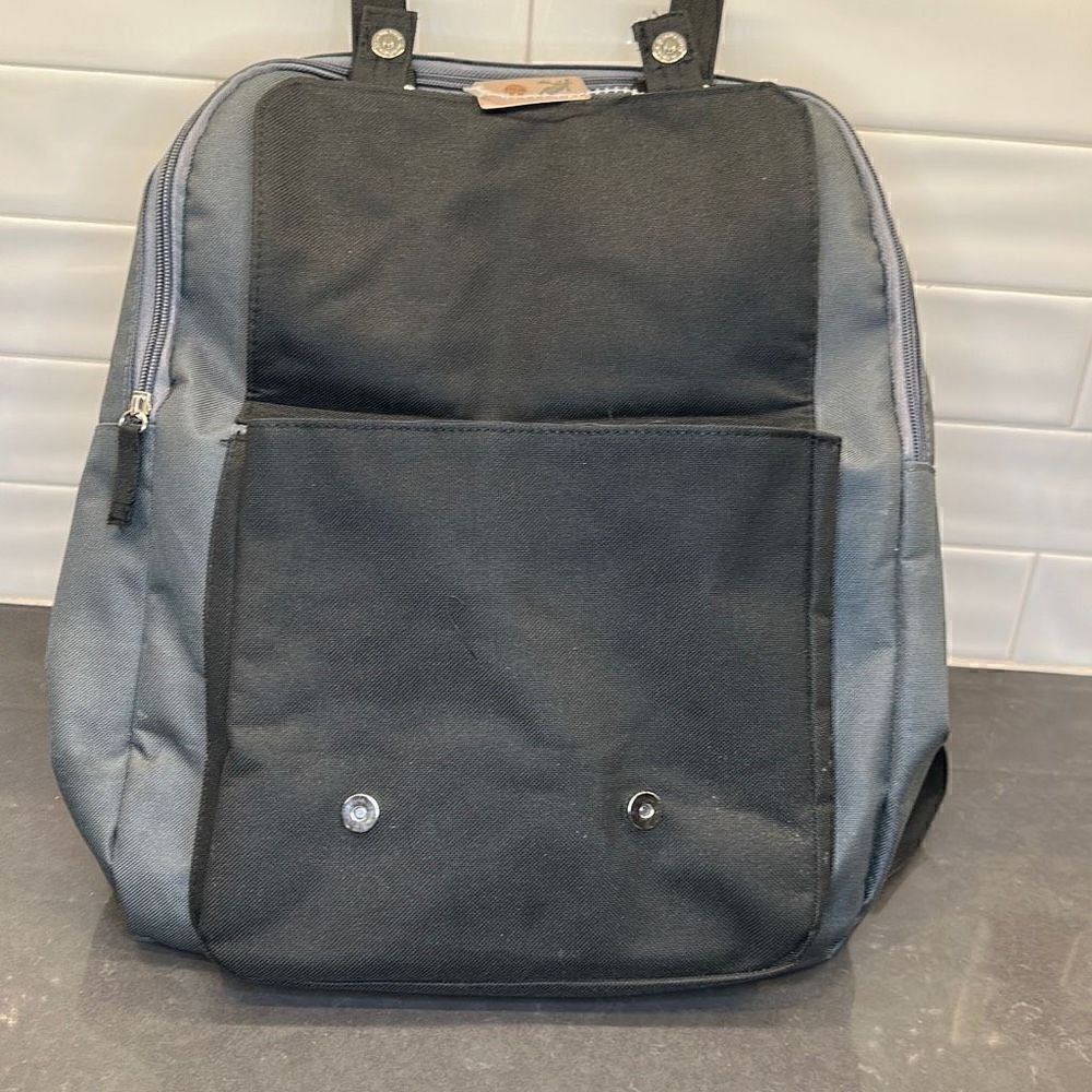 Single Zipper Cloth Backpack-NWT - Picture 2 of 6